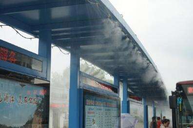 公交站喷雾降温视频案例